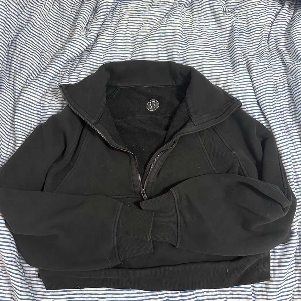 Lululemon Black Scuba